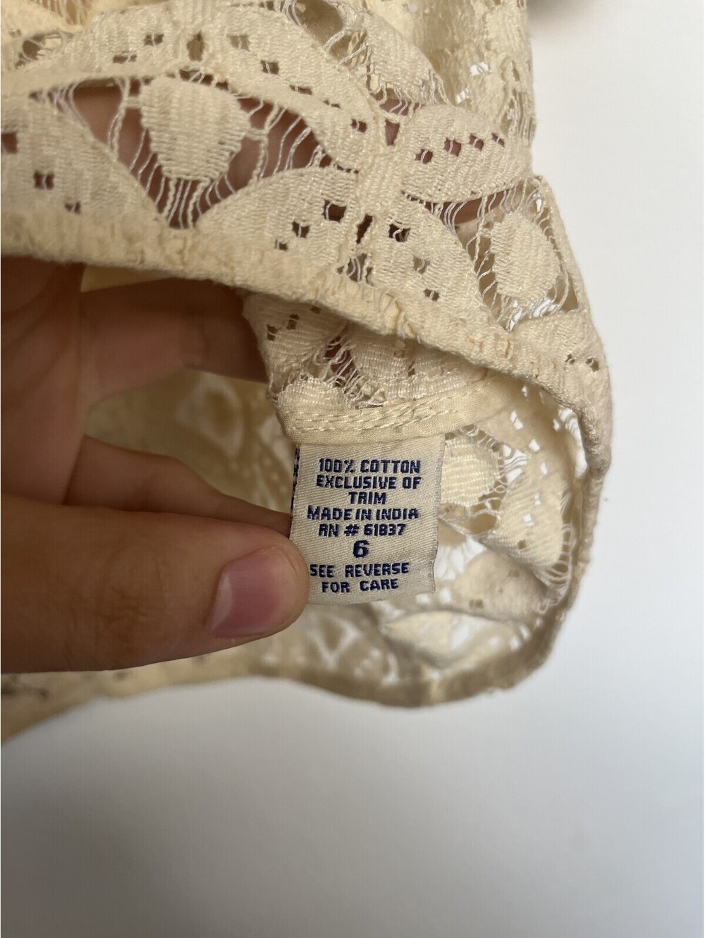 Vintage Y2K Two of Us Cream Crochet Lace Boho Top Size 6 - Picture 3 of 6